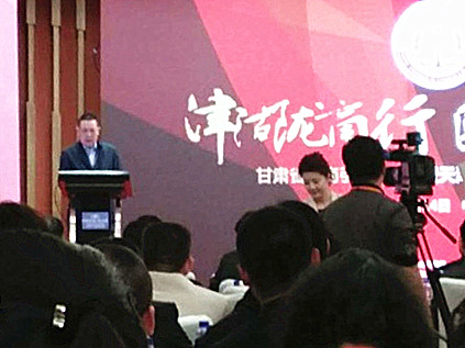 1039052676_副本2.jpg