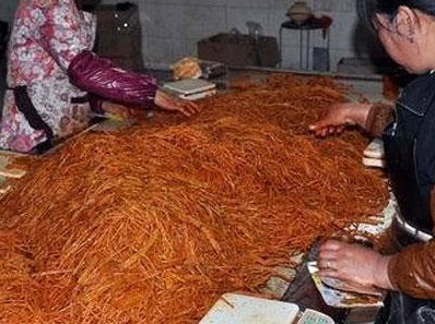 辣条,贫困儿童,营养午餐.jpg