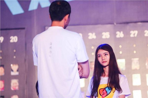 史上最尴尬!杭州网红脸识别大战 亲妈找了十几分钟认错女儿