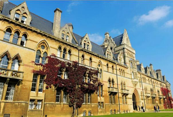 牛津大学打破美国垄断 问鼎最新世界大学排行榜 牛津大学打破美国垄断 问鼎最新世界大学排行榜