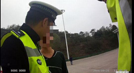 汉鄂高速执法记录仪截屏.jpg