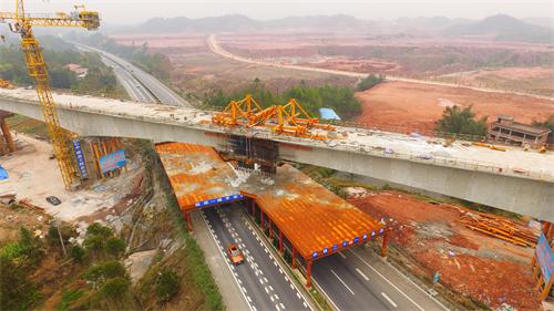 图2-航怕将军塘特大桥施工。——陈地长.jpg