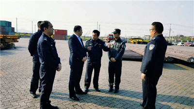 “两会”期间黄石分局到新港开展安全培训1_副本.jpg