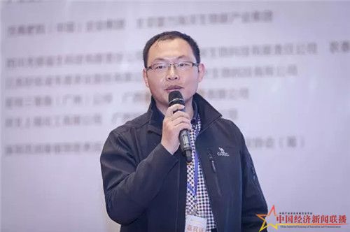 李秀龙webp.webp.jpg