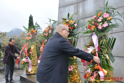 整理花篮.JPG