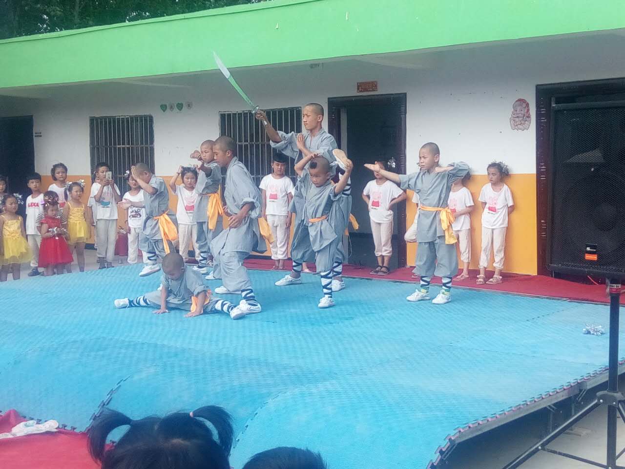 4.jpg