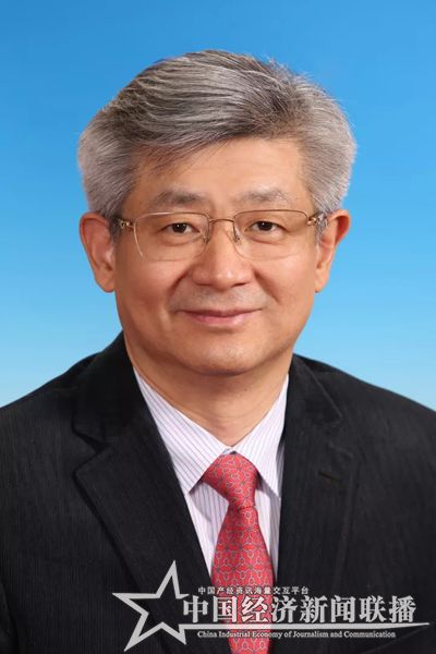 樊友山.jpg