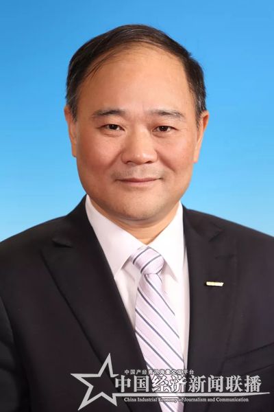 李书福.jpg