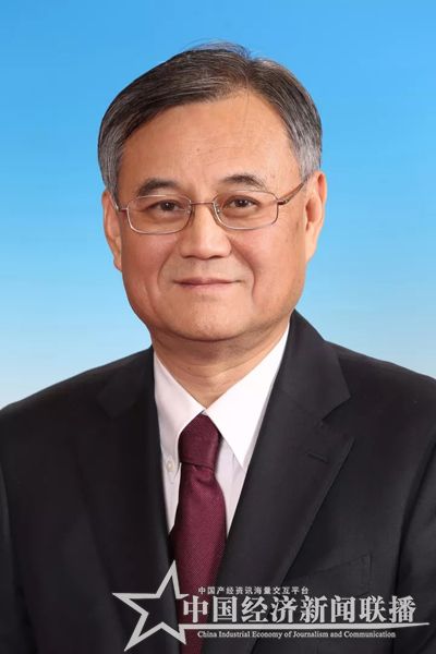 钱颖一.jpg