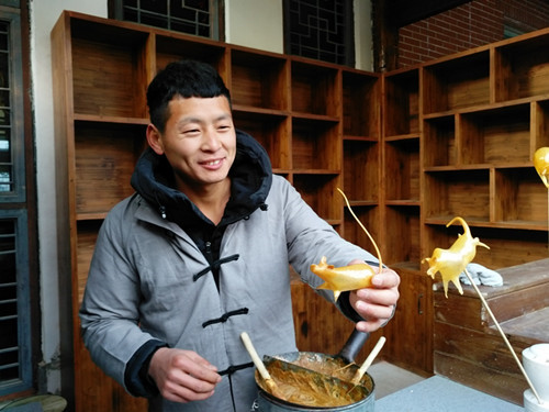 微信图片_20180103170329_副本_副本.jpg