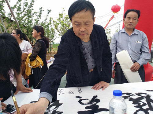 536169509639950984_副本.jpg