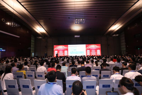CIBF2018中国国际先进电池前沿技术研讨会现场.png