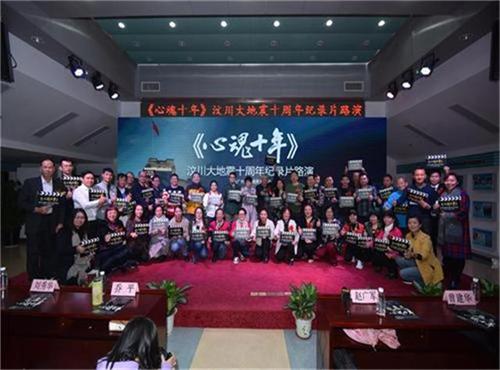 红2.jpg