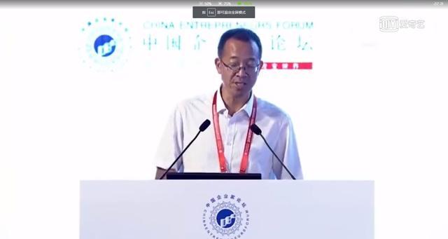 2中国社科院研究员：二孩放开后还要鼓励生育吗？.jpg