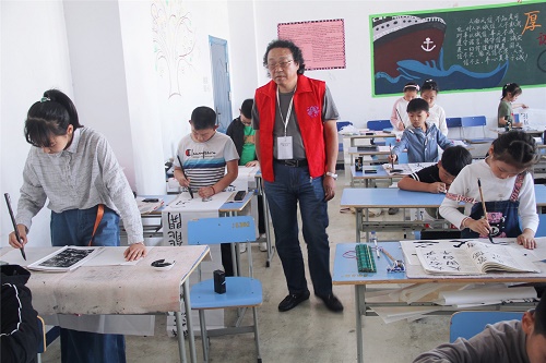 c2eb6f06d9aed5ef7b6f490a59ca04d_副本.jpg