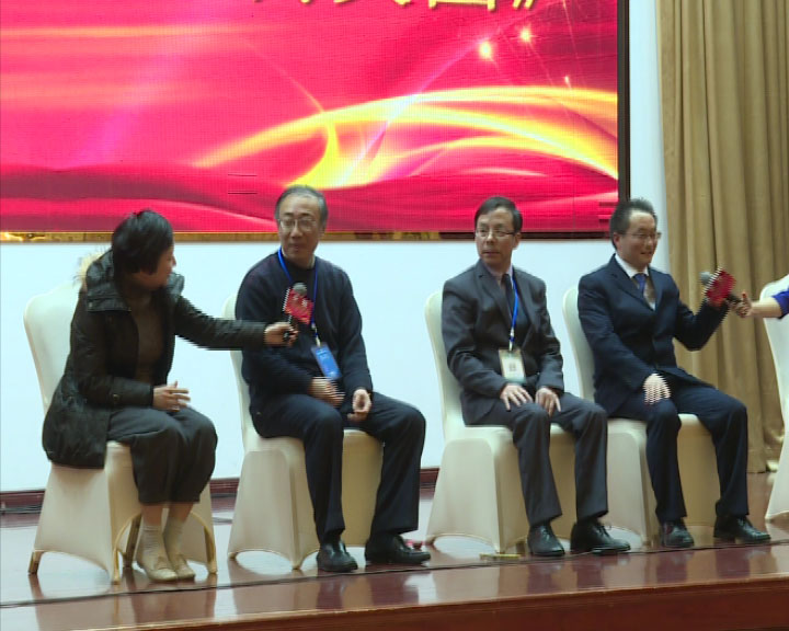 圆桌.jpg