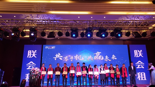 187ab6063a21f243c047ded1f756446.jpg