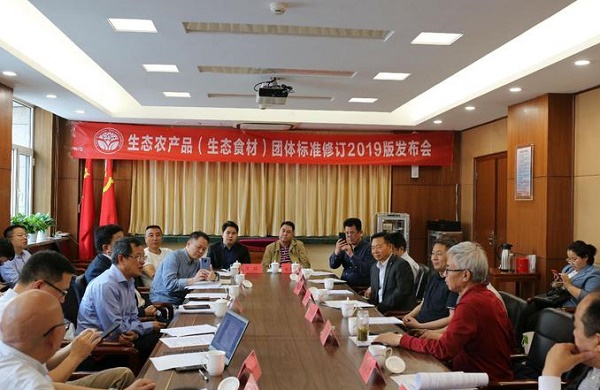 下载 (2).jpg