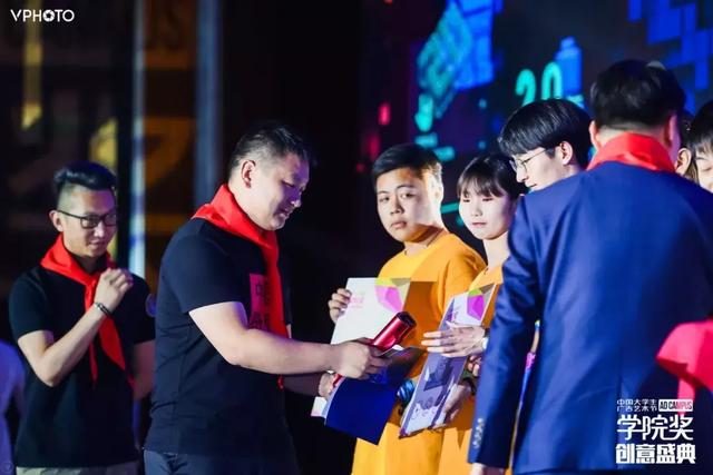 54d0f6ec7cff4b7ca6789d8cac14a7d9.jpg