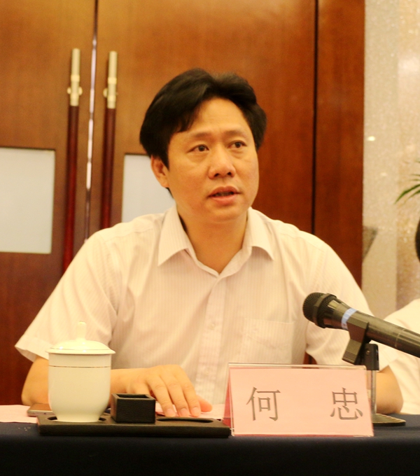 002何忠.jpg