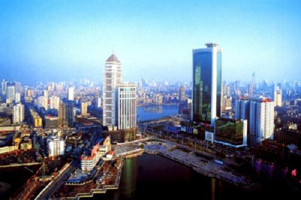 湖北武汉建银大厦-Construction Bank Tower in Wuhan, Hubei.jpg