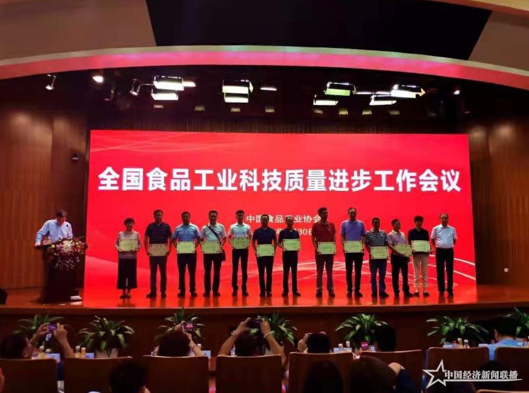 封面2.jpg