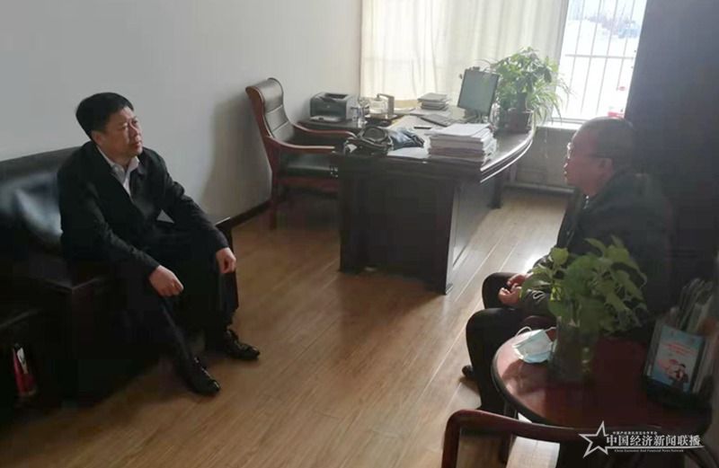 2月1日，寿阳县应急管理局危化监管股股长付永明带队到中石化寿阳片区对春节期间应急值守情况和新型冠状病毒感染的肺炎疫情防控情况进行督导检查。中石化寿阳片区经理周永平对情况进行汇报。.jpg