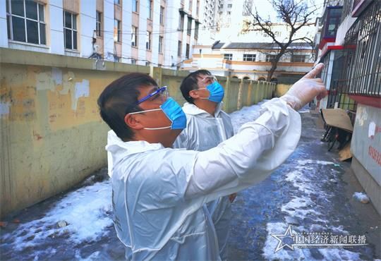 荣市派出所李丹3_.jpg
