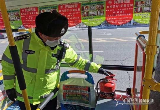阿城交警大队2222222_.jpg