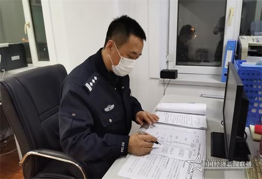 市局情报中心钱宝忠.1_.jpg
