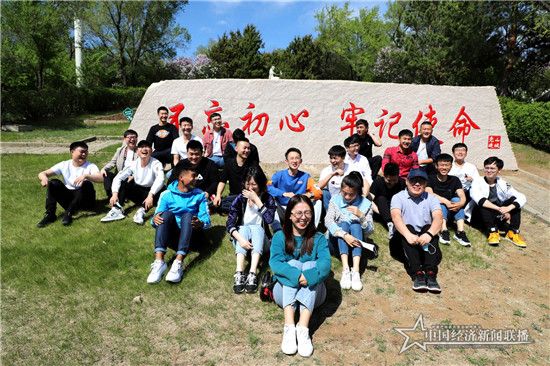 9e2f9df523418aaece4f3742ec6f79e_副本.jpg