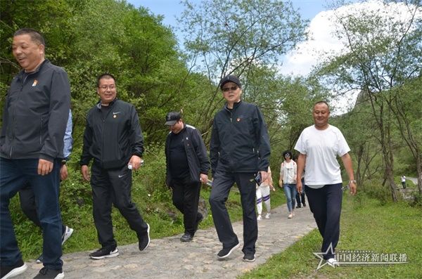 徒步1.jpg