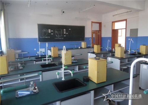 f26dc72a29889310beb21014455ba68_副本.jpg
