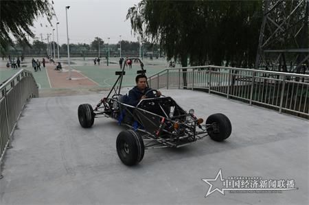 AE5B31859F1ABBF7C75FFA1CEDC_39E49CF8_56E3E.jpg