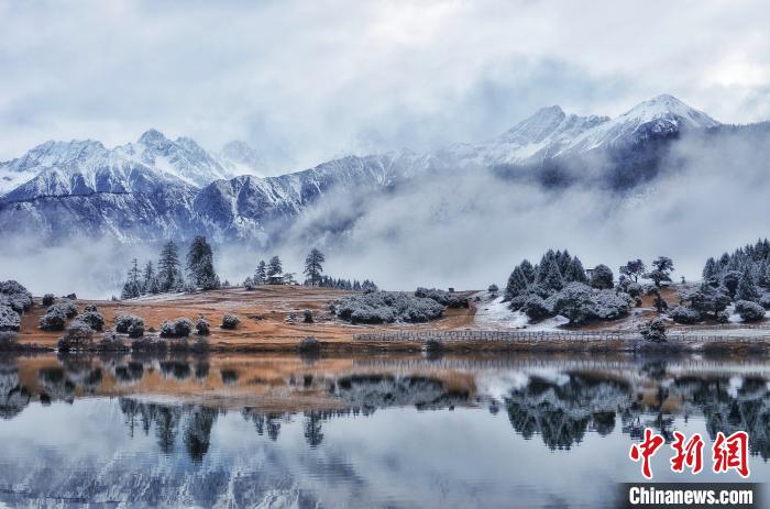 图为鲁朗雪景。资料图。鲁朗景区管委会供图