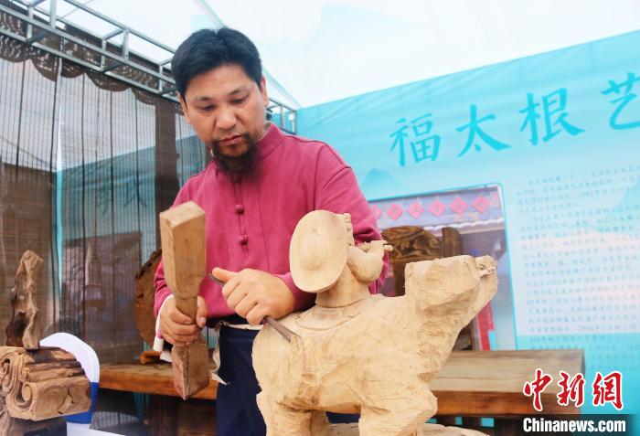 图为工艺展示。张海洲 摄