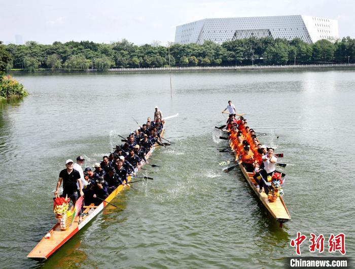 资料图:福州举行龙舟竞渡。林玮东 摄 资料图:福州举行龙舟竞渡。林玮东 摄