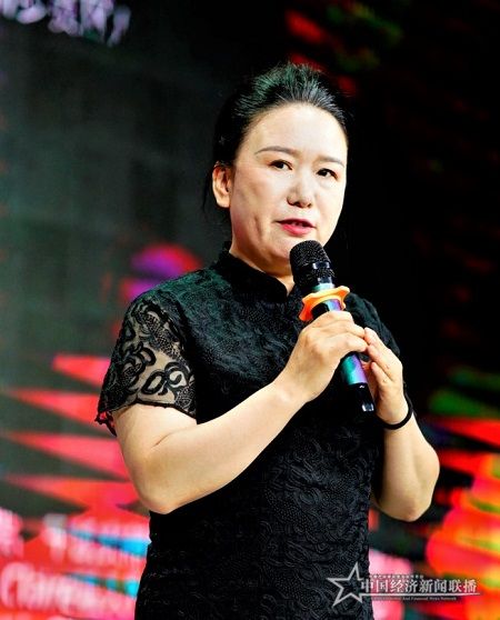 牛素萍女士.jpg