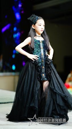 儿童礼服3.jpg