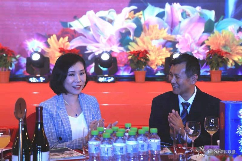 图二:“夫妻搭档”打造南国一片新天地.jpg