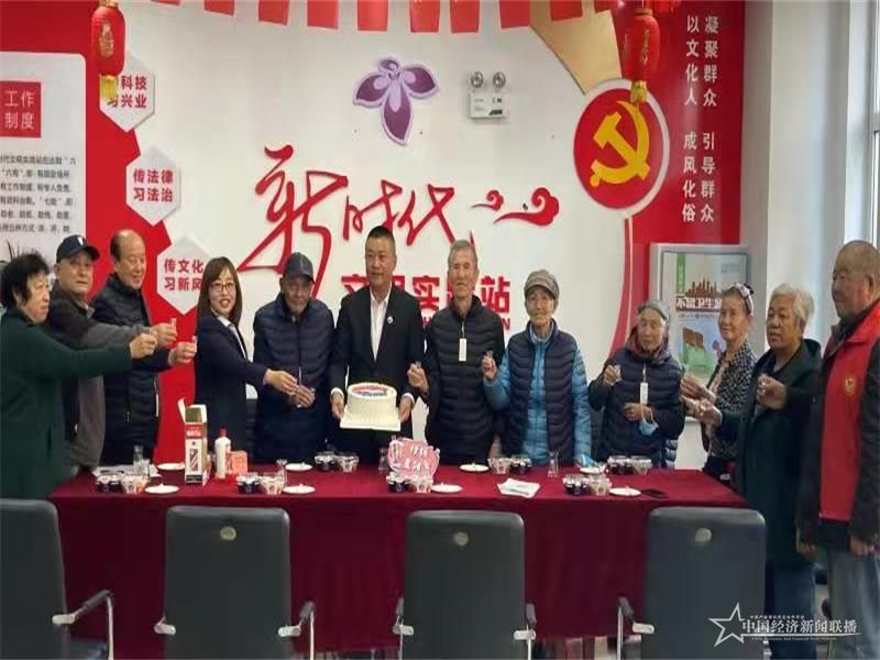 蒋丽丽1.jpg