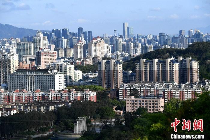 资料图：城区楼宇林立。 a target='_blank' href='http://www.chinanews.com/'中新社/a记者 王东明 摄