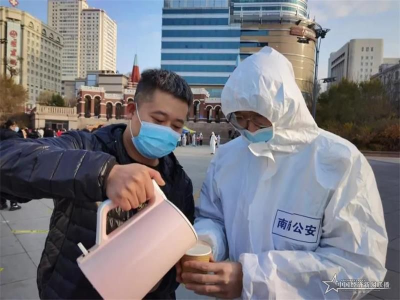 黄庆6_看图王.jpg