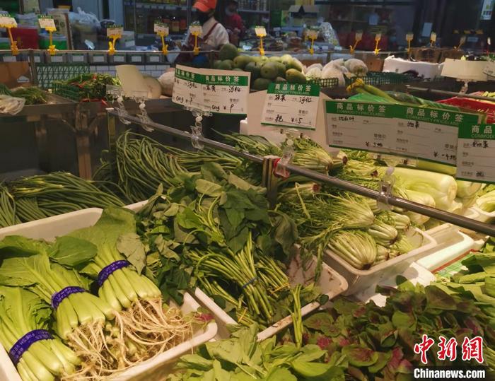 北京西城区某菜市场蔬菜区。 a target='_blank' href='http://www.chinanews.com/' 中新网/a记者 谢艺观 摄