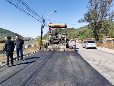 偏岭修路2.jpg