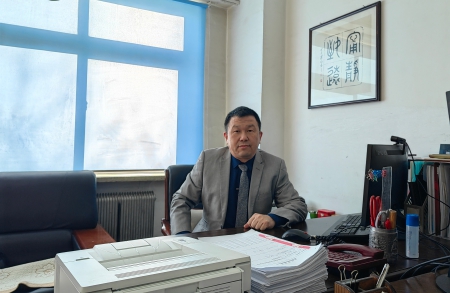 教研员(1).jpg