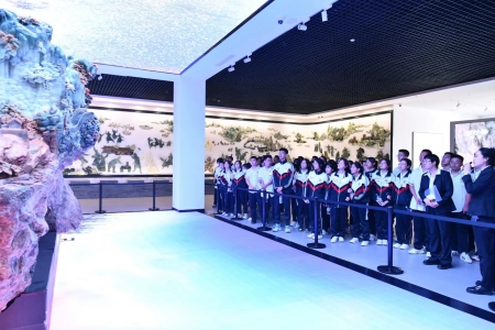 岫岩高中3).jpg