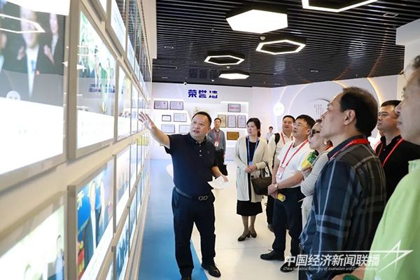 20231108 闽侨精英八闽行3.jpg?v=1699439762