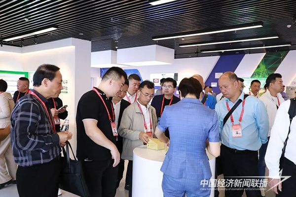 20231108 闽侨精英八闽行6.jpg?v=1699439762