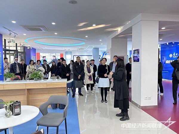 20231124 “人才漳州月”“招才引智”活动6.jpg?v=1700798369